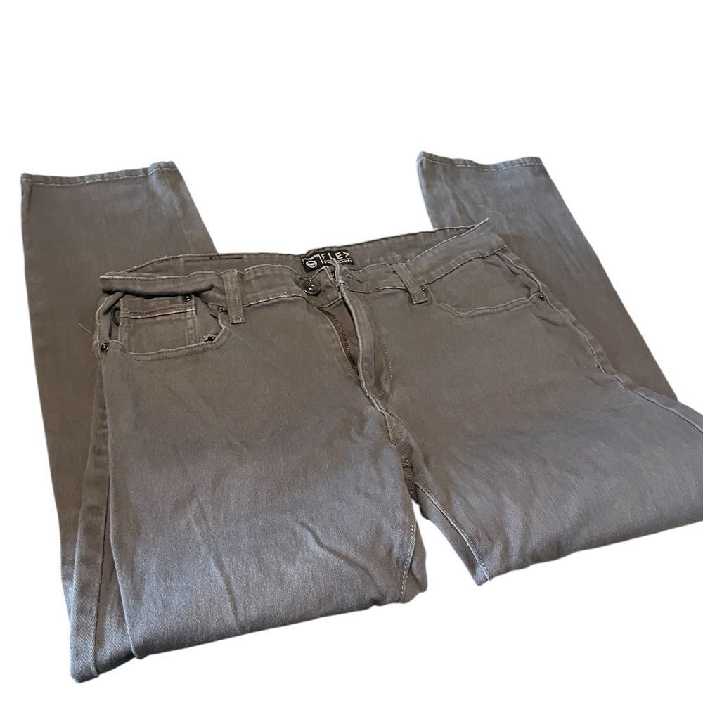 South Pole flex size 36 x 30 Stylish Gray Jeans excellent condition.